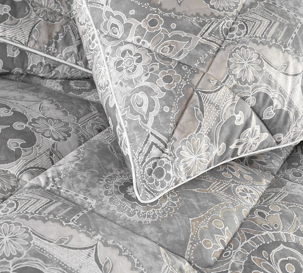 Jacquelyn Percale Comforter & Shams Pottery Barn