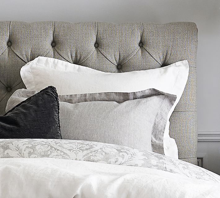 Chesterfield Tufted Upholstered Bed | Pottery Barn