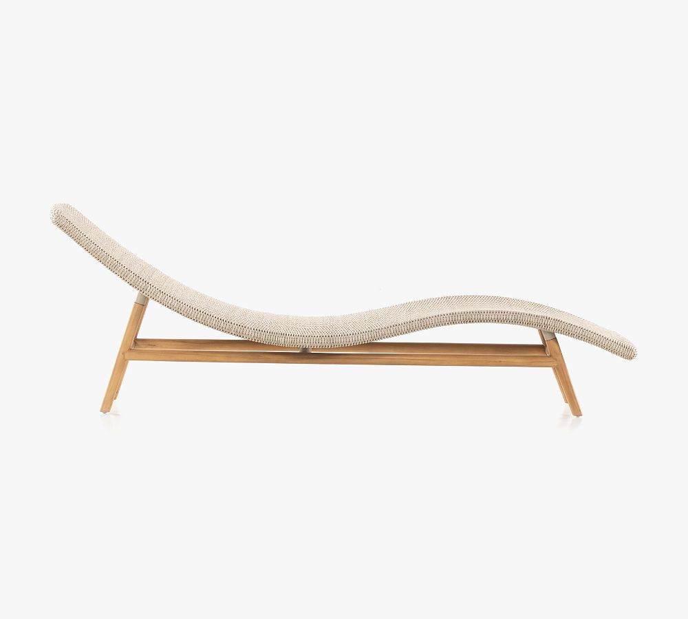 Encinitas Wicker Outdoor Chaise Lounge Pottery Barn