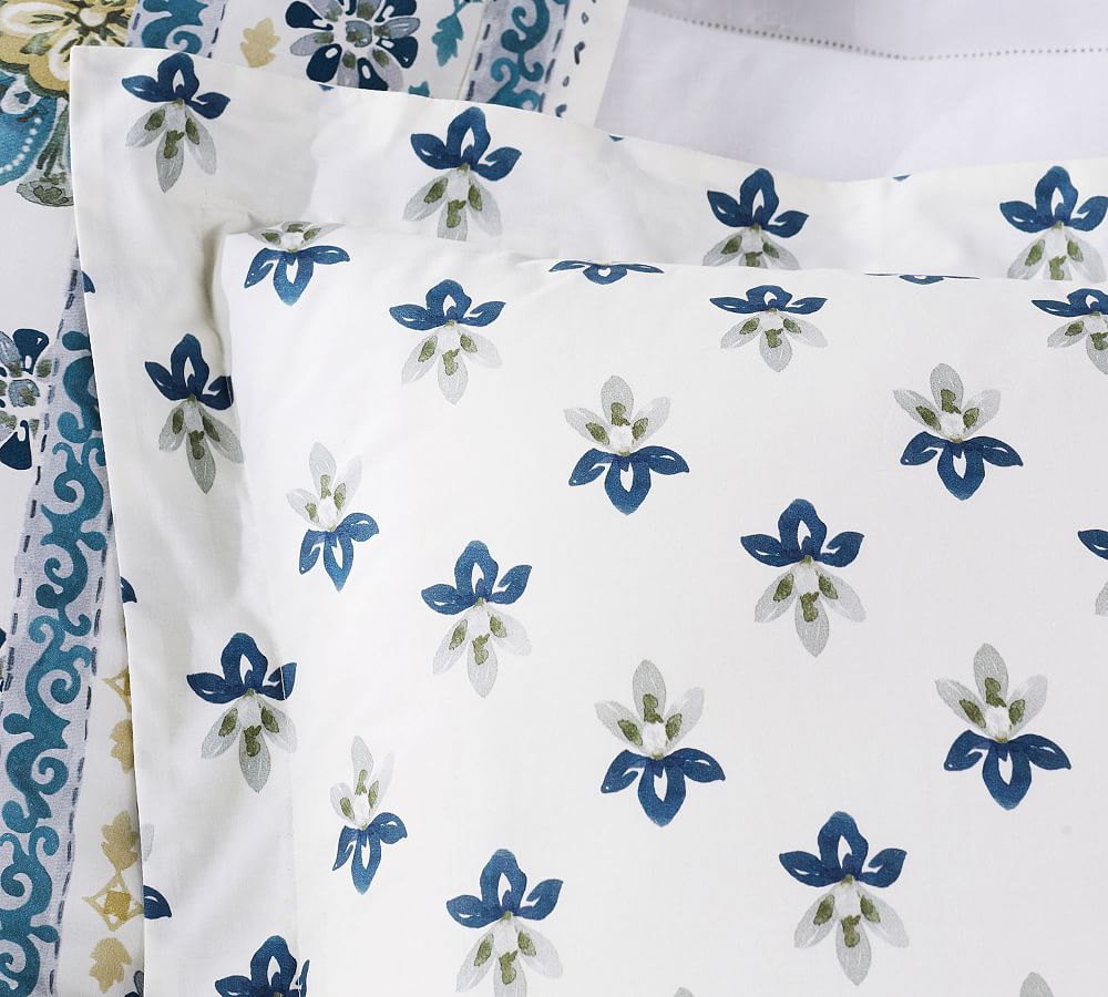 Lila Reversible Organic Percale Patterned Duvet Cover & Sham Pottery Barn