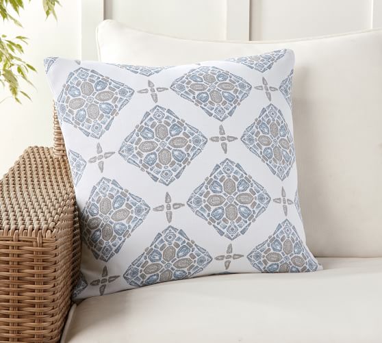 OPEN BOX Sunbrella® Juno Medallion Indoor/Outdoor Pillow Pottery Barn