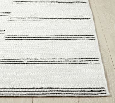 Torryn Outdoor Performance Rug | Pottery Barn