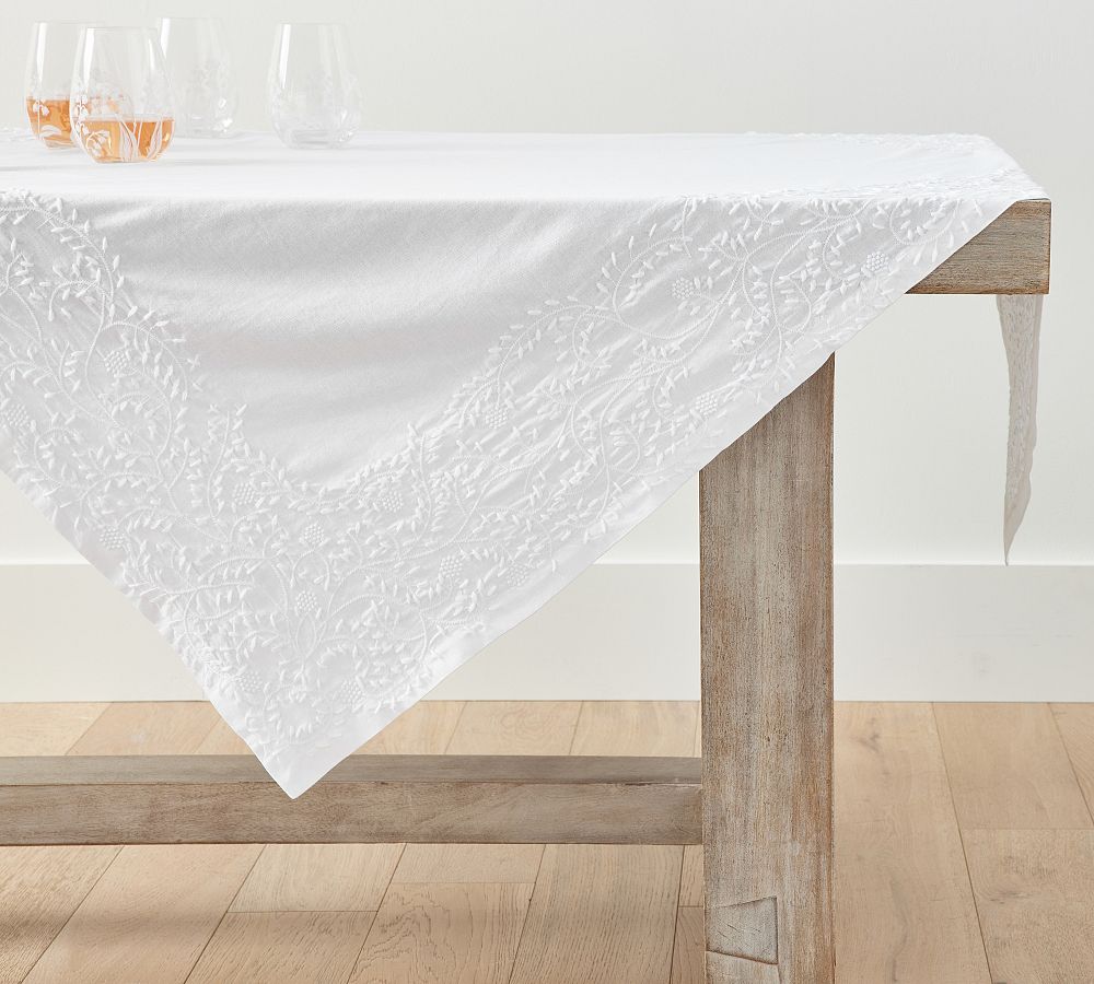Monique Lhuillier Embroidered Cotton/Linen Table Throw