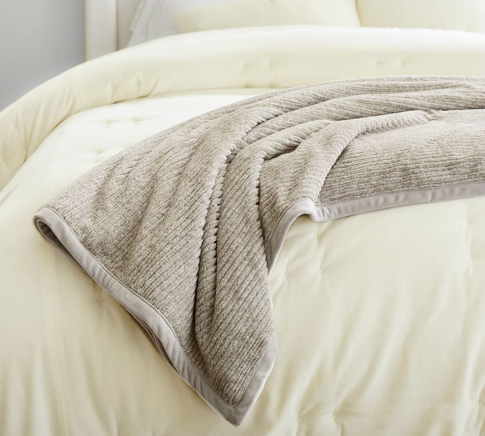 Ribbed Faux Fur Blanket | Pottery Barn