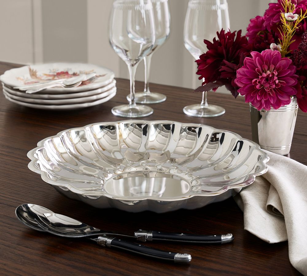 Heritage Silver Scalloped Serving Bowl