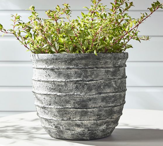 Foreside Home & Garden Natural Handthrown Oval Terracotta Planter with Handpainted Block Pattern