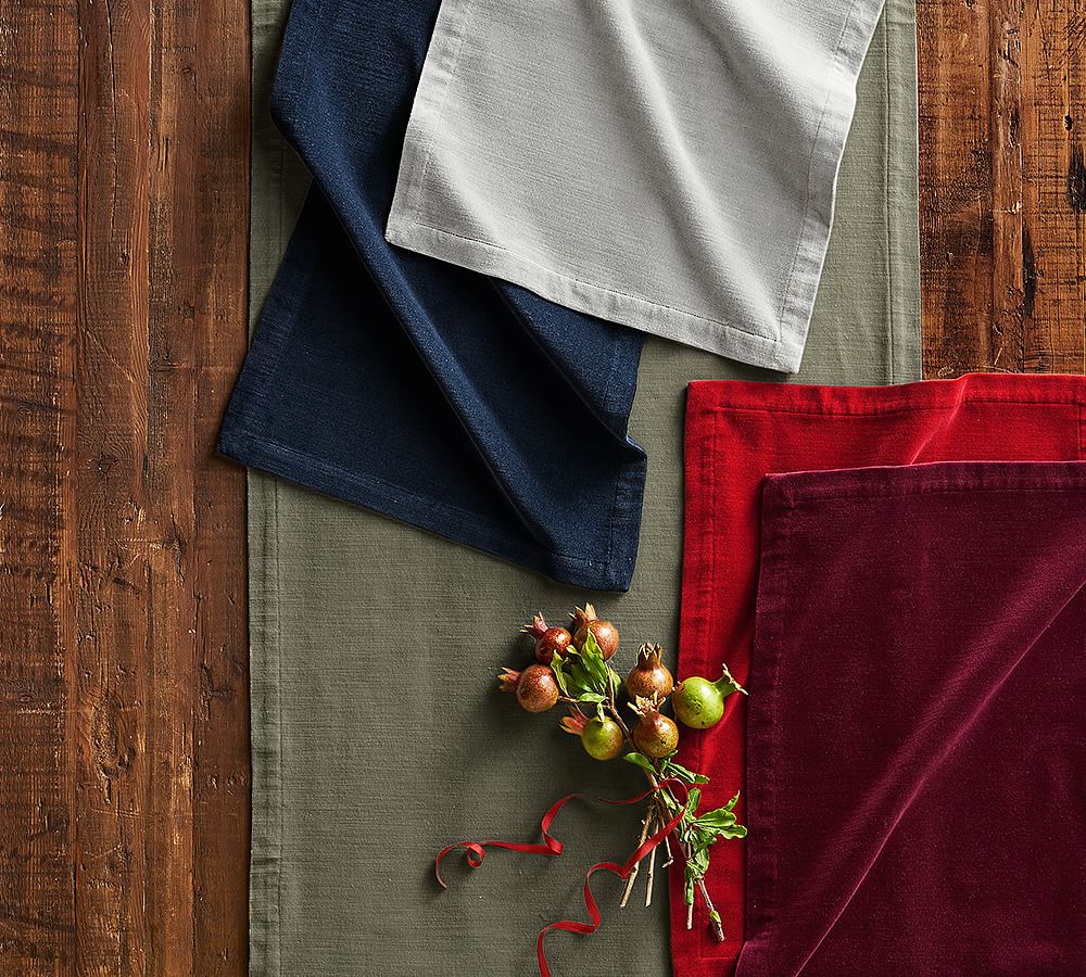 https://assets.pbimgs.com/pbimgs/rk/images/dp/wcm/202332/0716/velvet-placemat-set-of-4-claret-l.jpg