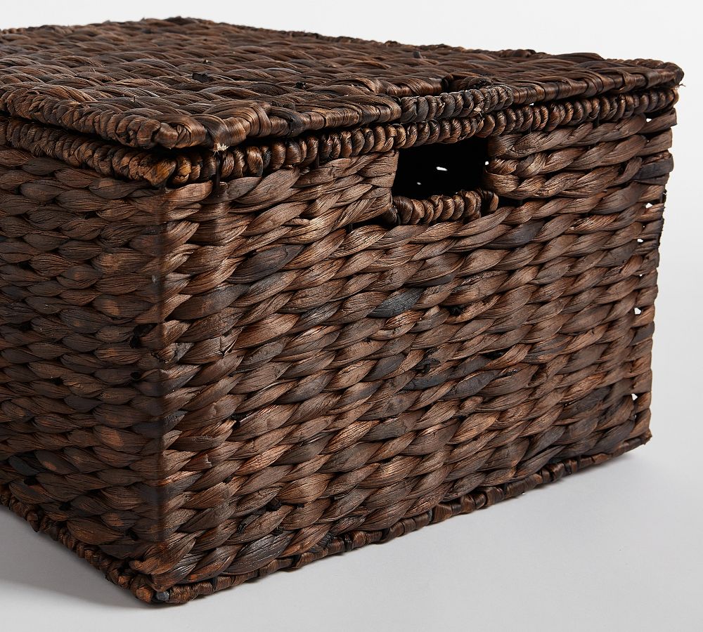 Savannah Handwoven Seagrass Lidded Underbed Basket