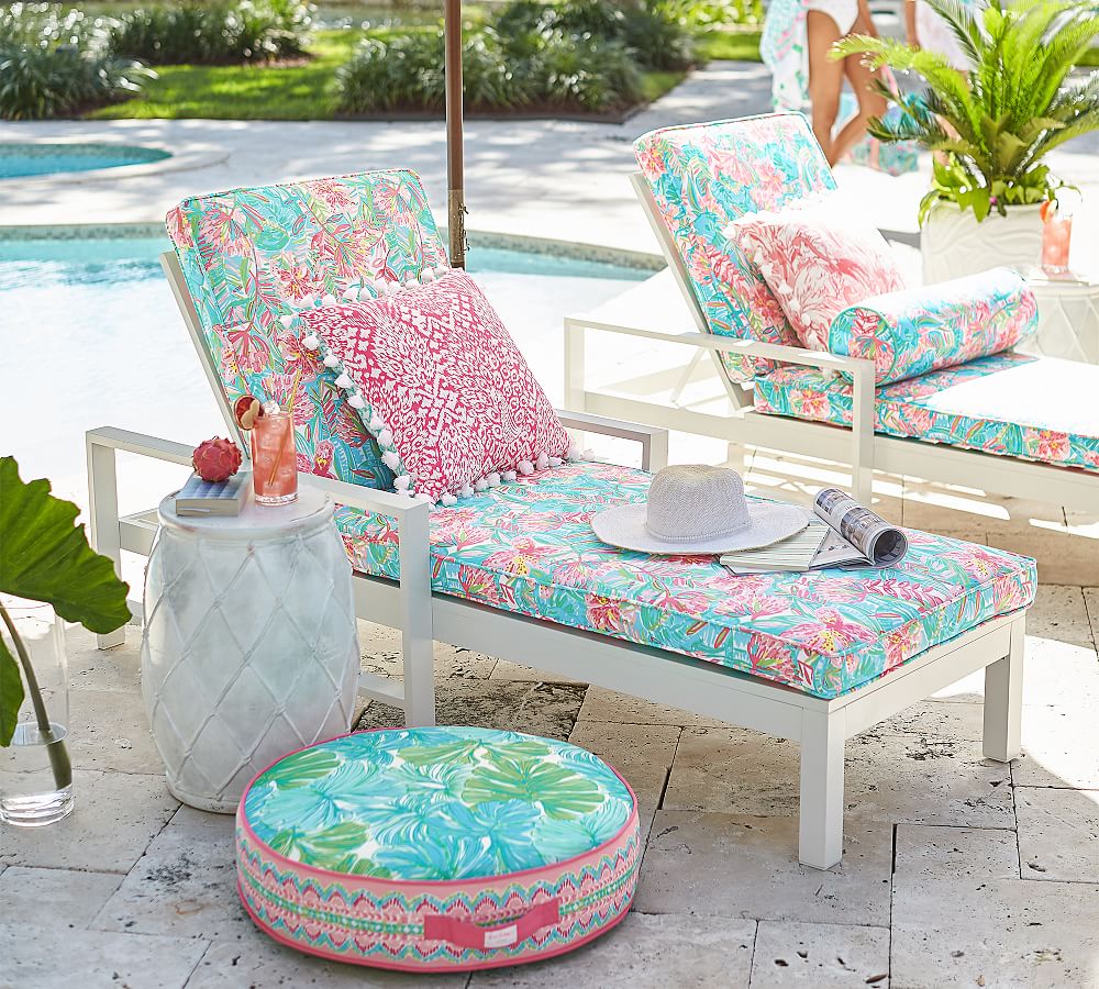 Lilly pulitzer best sale throw pillows