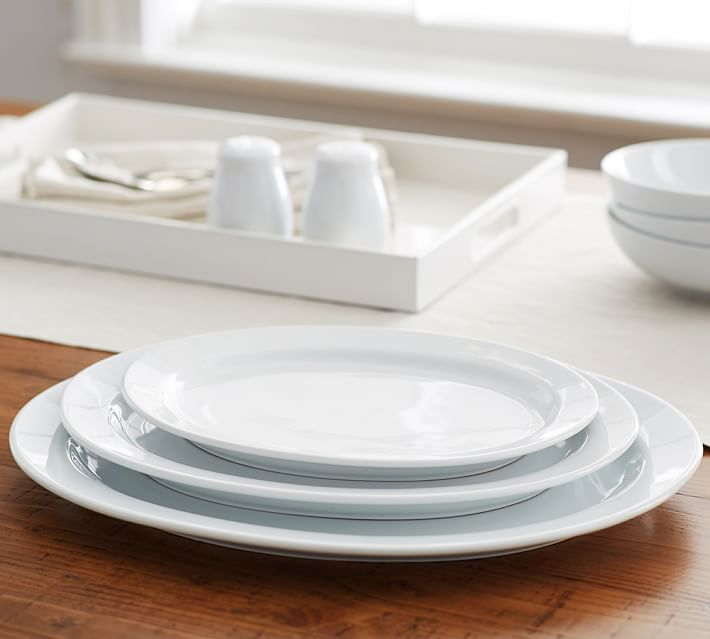 Great White Traditional Porcelain 16-Piece Dinnerware Set