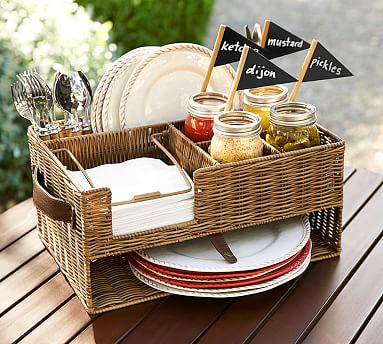 Round Metal Wire Rack Patio Picnic Caddy with Glass Drinking Jars