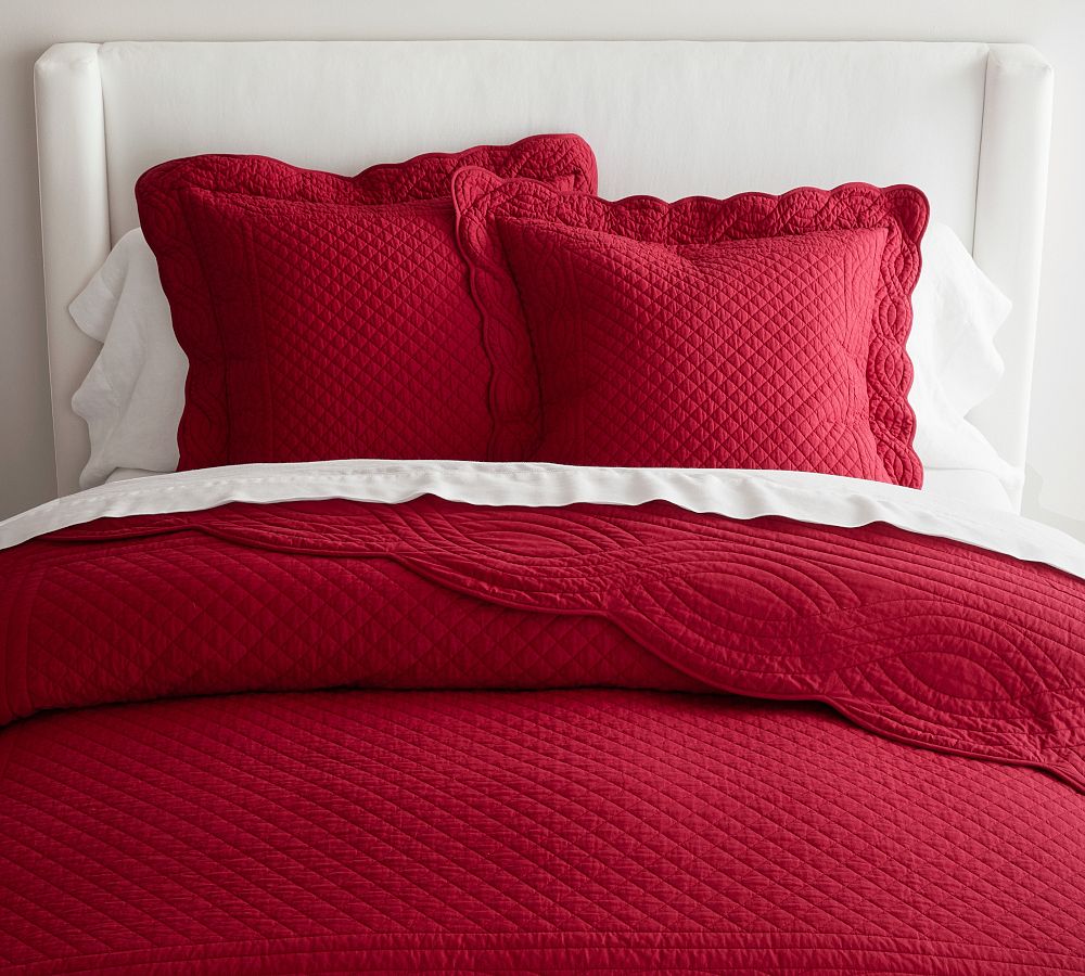 Heirloom Scallop Quilt Pottery Barn