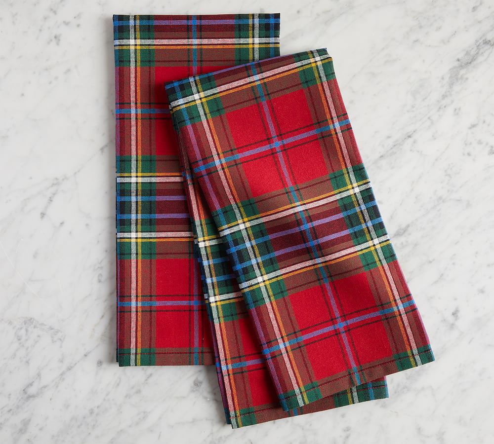 Holiday Plaid Tea Towel - Stonewall Kitchen