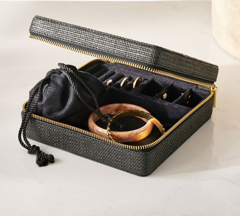 Quinn Jewelry Travel Case