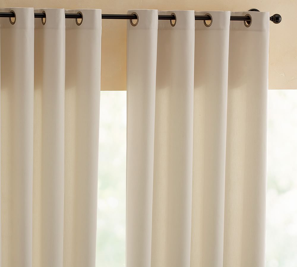 Outdoor Grommet Curtain Pottery Barn