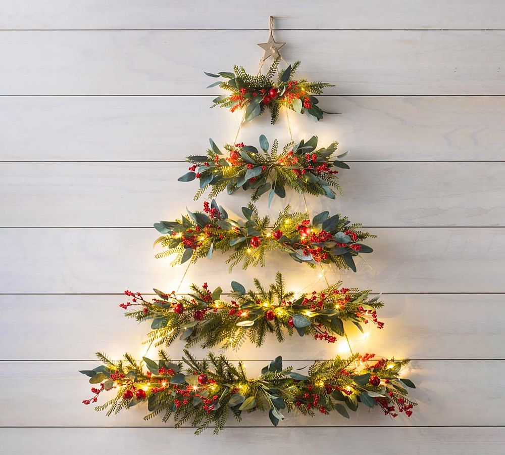 Lit Christmas Tree Wall Decor