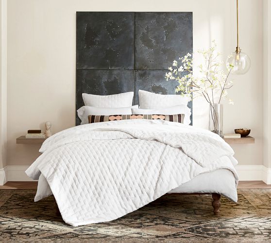 Pottery barn astoria deals bed