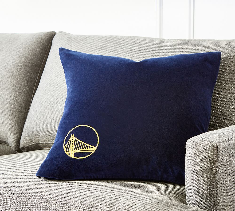 Golden state 2024 warriors throw pillow