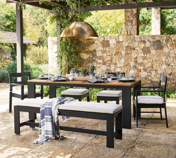 Outdoor dining deals table pottery barn