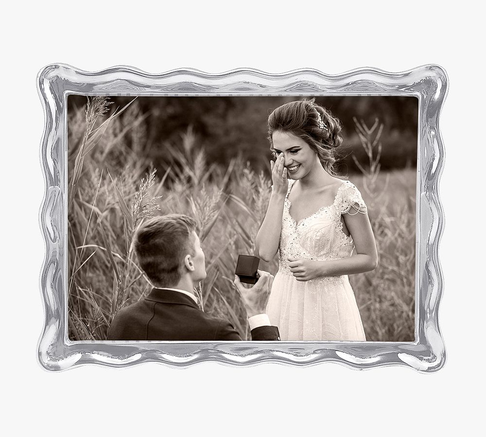 Waved Recycled Metal Frame 5x7