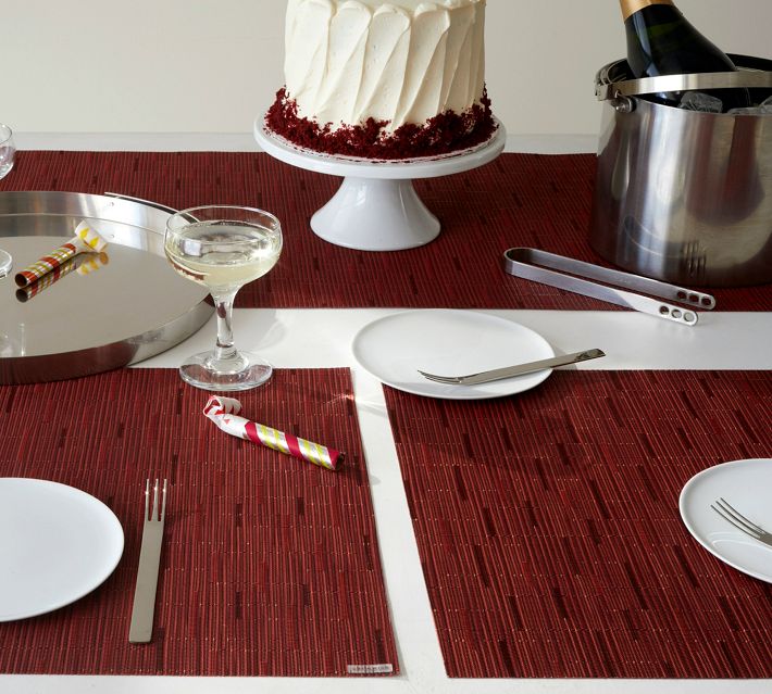 https://assets.pbimgs.com/pbimgs/rk/images/dp/wcm/202345/0526/chilewich-bamboo-easy-clean-placemats-6-o.jpg