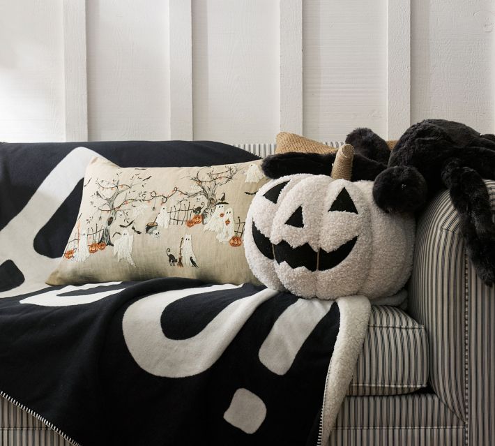 Jack-o'-lantern Pocket Pillow