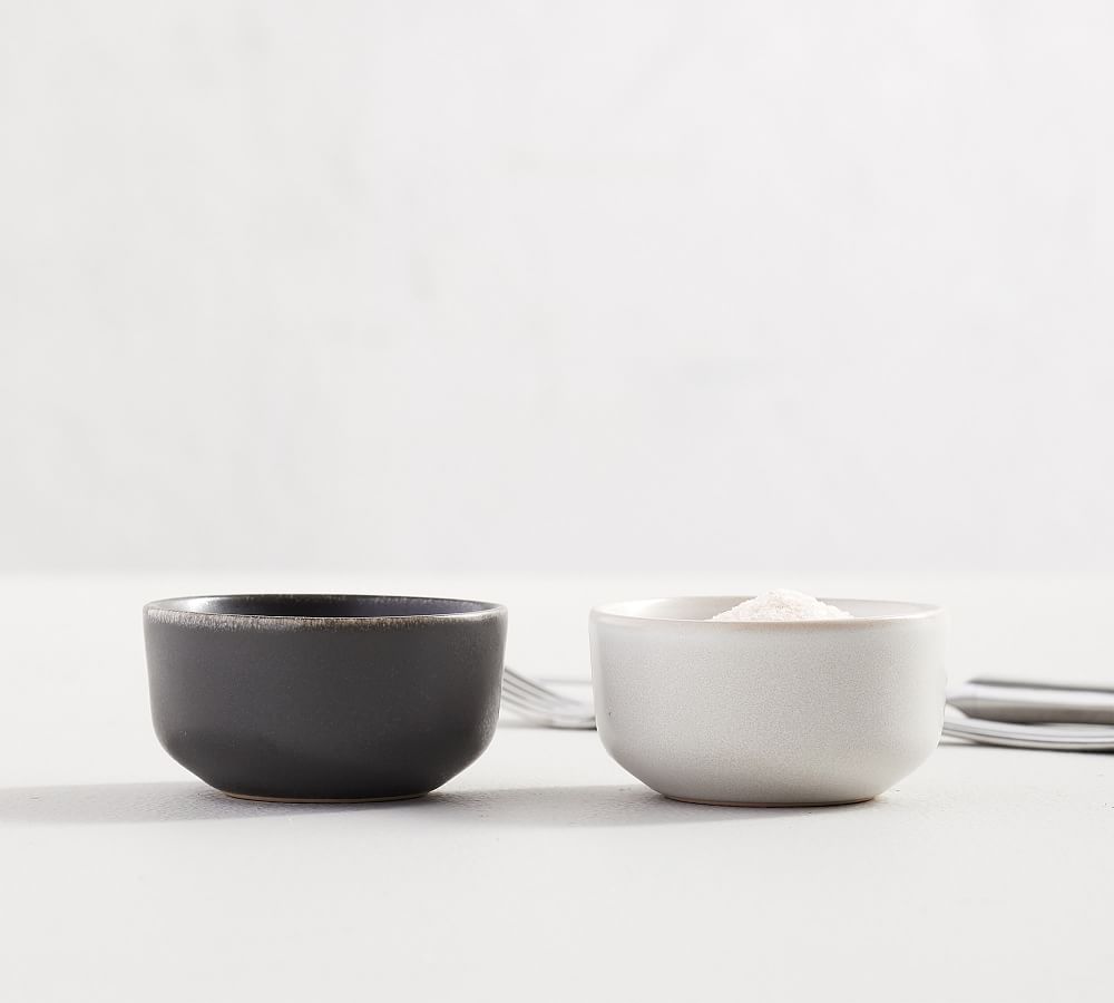 Mason Stoneware Salt & Pepper Pinch Bowls - Set of 2