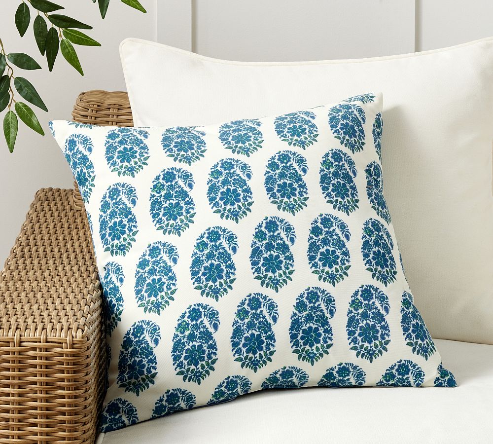 Throw Pillow Set Outdoor Pillows Set of 4, Floral Lumbar Pillow Covers Blue Throw  Pillow Sets Outdoor 