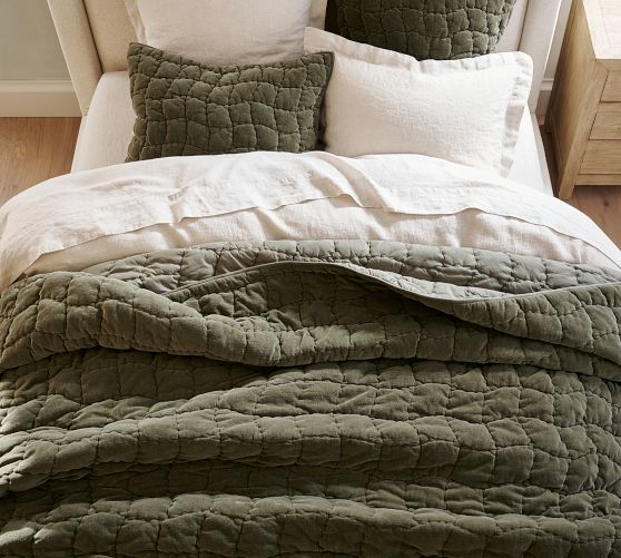 Cozy Cloud Handcrafted Quilt & Shams