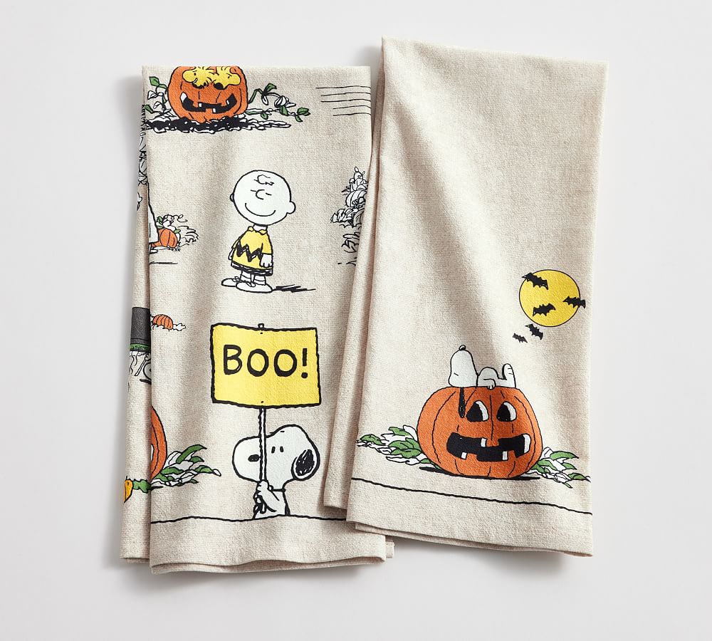 https://assets.pbimgs.com/pbimgs/rk/images/dp/wcm/202349/0052/peanuts-halloween-cotton-tea-towel-l.jpg