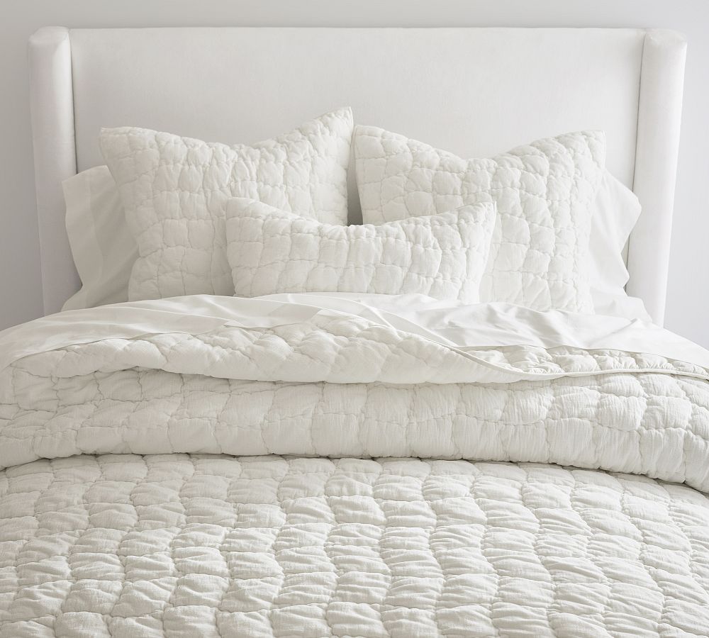 Cozy Cloud Handcrafted Quilt & Shams