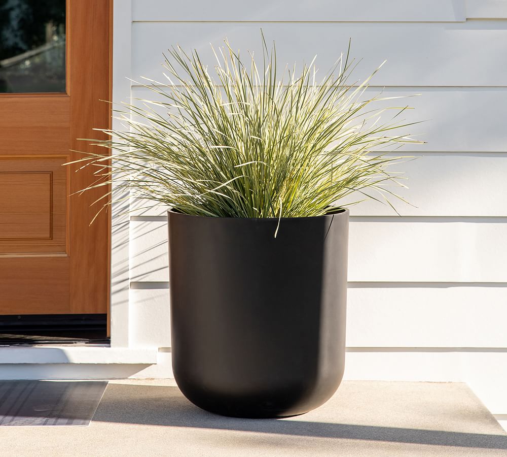 Sedona Tall Planter, 28 Height