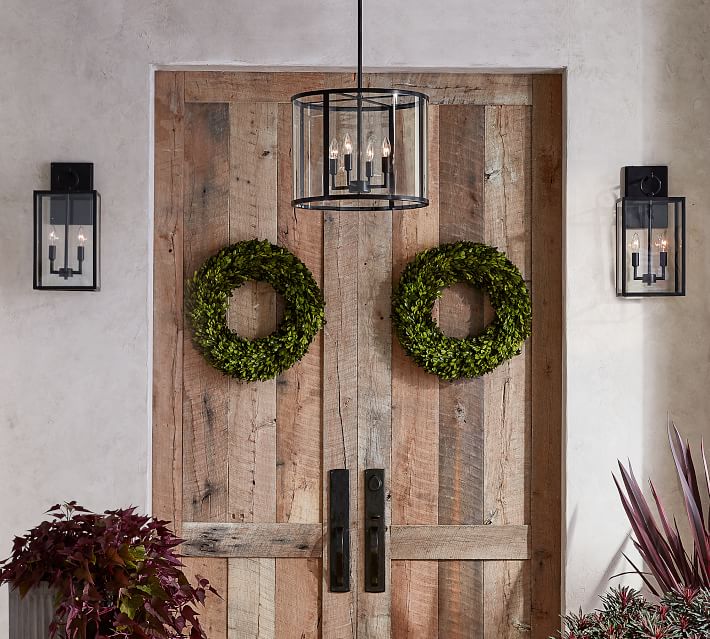 Outdoor entryway hanging deals light