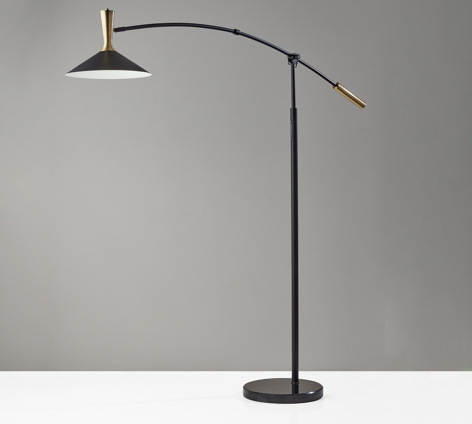 Blaise Metal Arc LED Lamp (81")