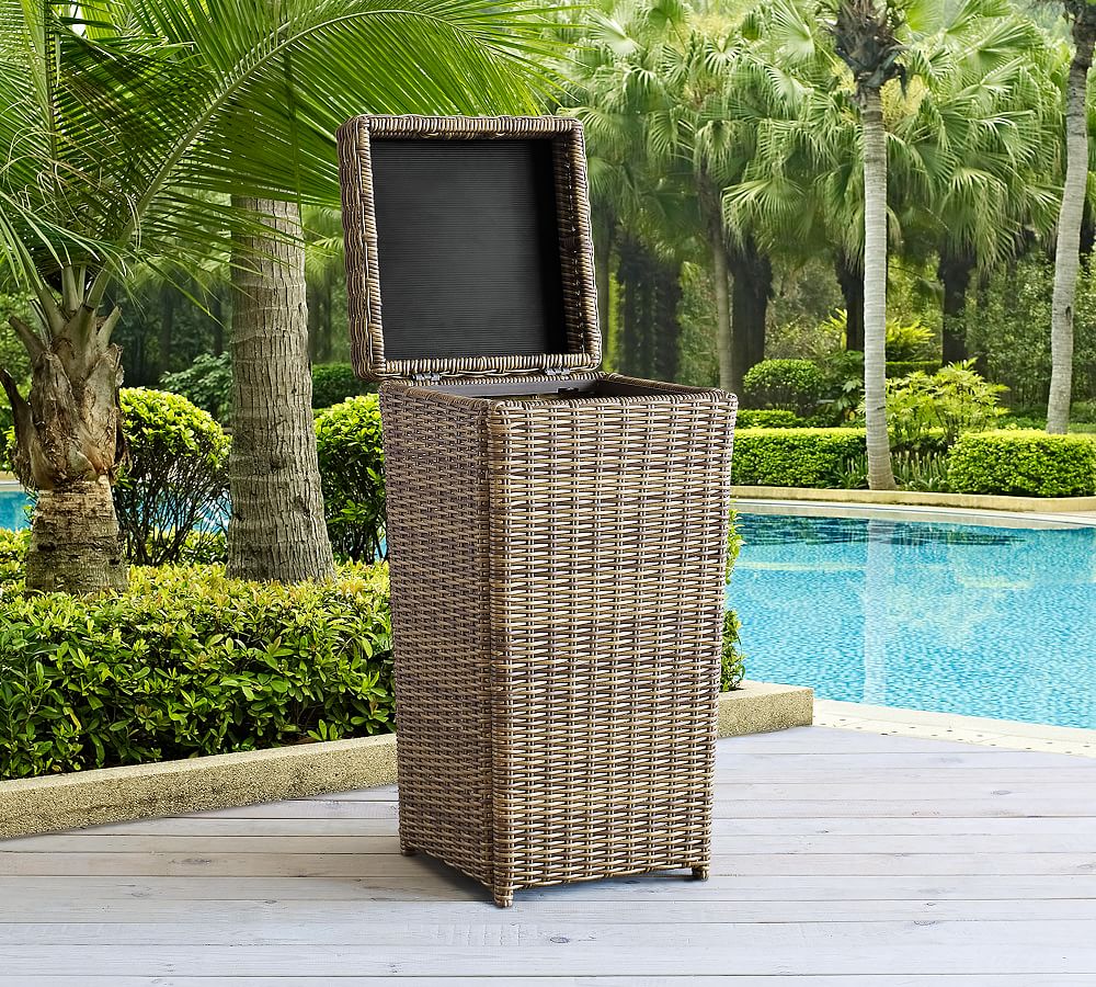 Outdoor Durable Wicker Trash Can with Lid - 30 Gallon - Black