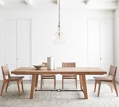 Panta store dining table