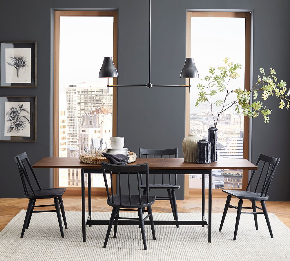 Warren Extending Dining Table Pottery Barn