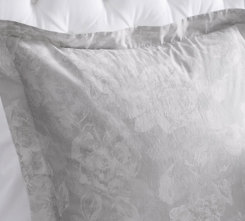 Monique lhuillier garden rose hot sale duvet cover & sham