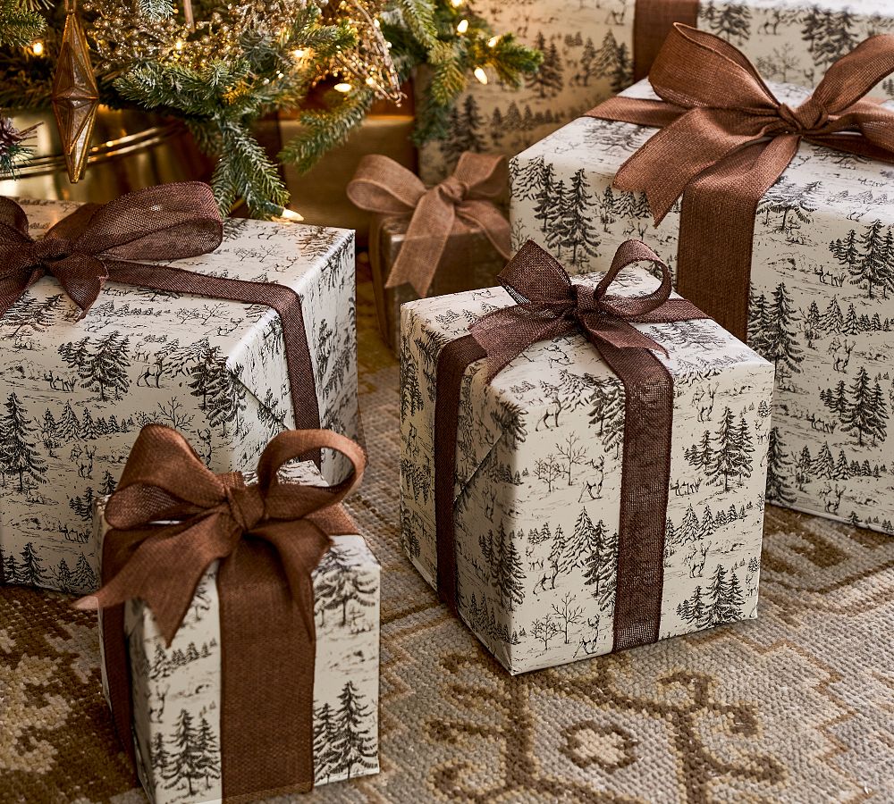 Christmas Gift Wrapping in Monochrome Tones - Christmas Magazine