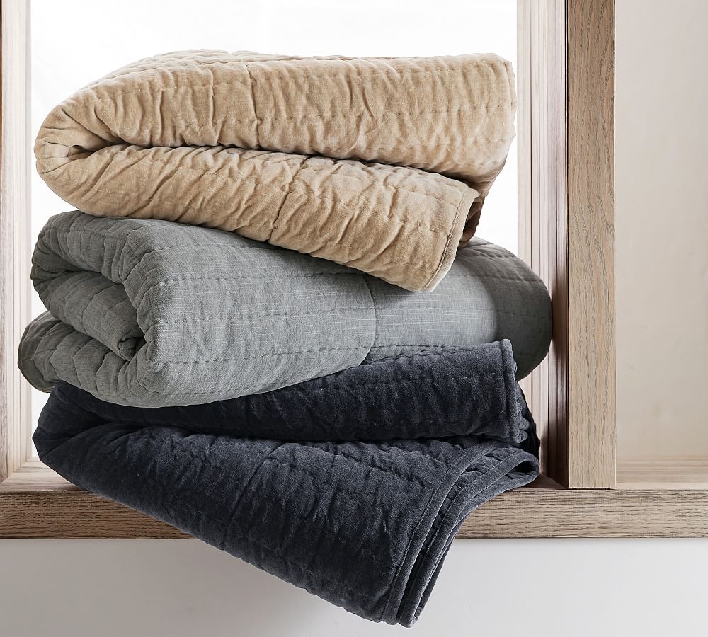 Hudson velvet online blanket