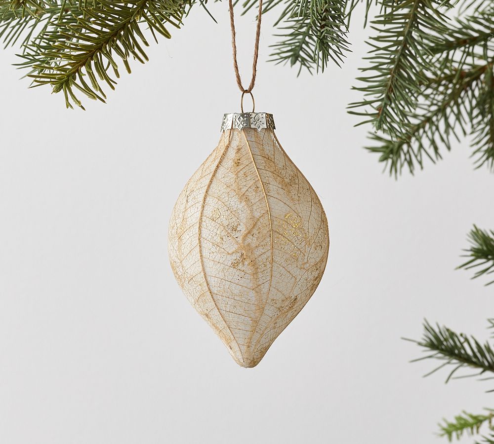 Textured Finial Leaf Ornament