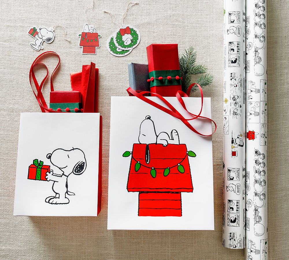 Medium Snoopy Christmas Gift Bag - Good Tidings