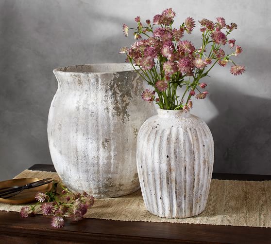 DECORATIVE FLOOR VASE WITH SAUCER-BASE FB97938 TERRACOTTA IN WHITE PATINA  Φ40x80Hcm.