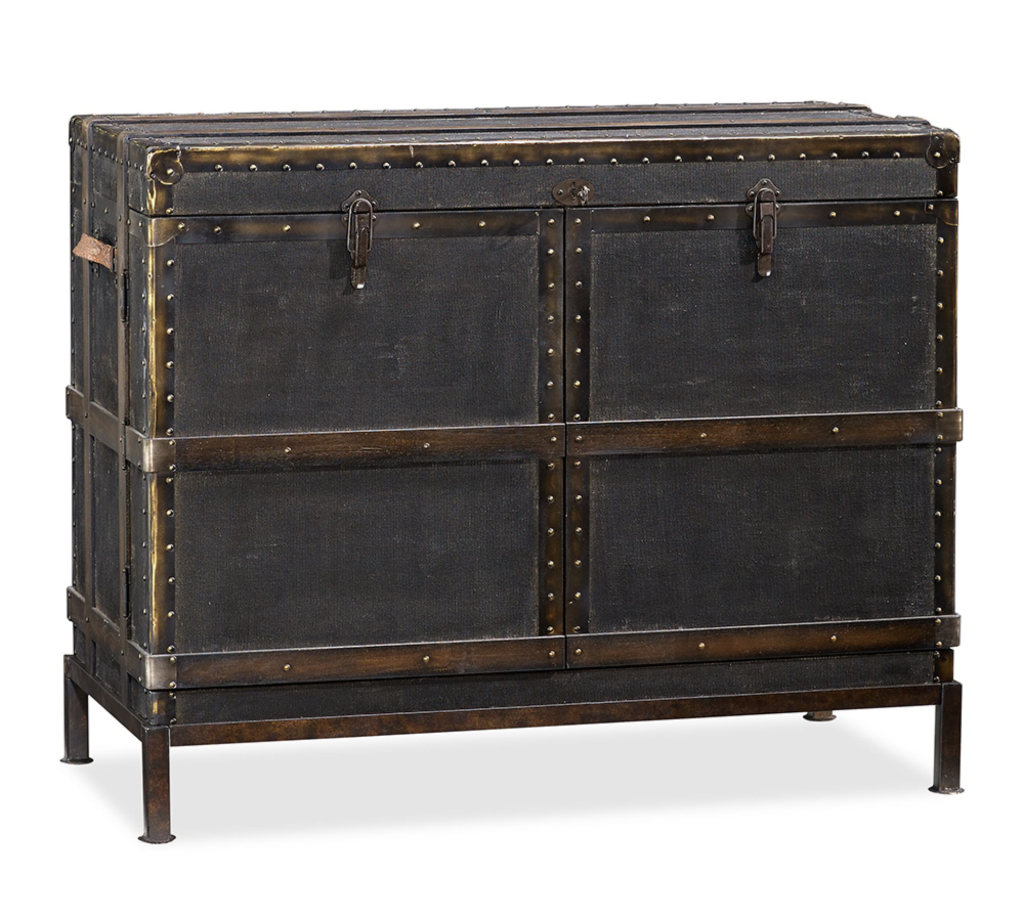 Ludlow Trunk Bar Cabinet (44.5")