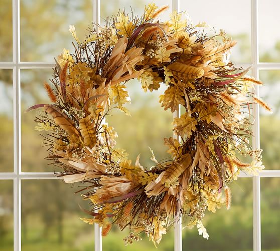 Corn Husk Wreath & Garland Decorative Objects Pottery Barn
