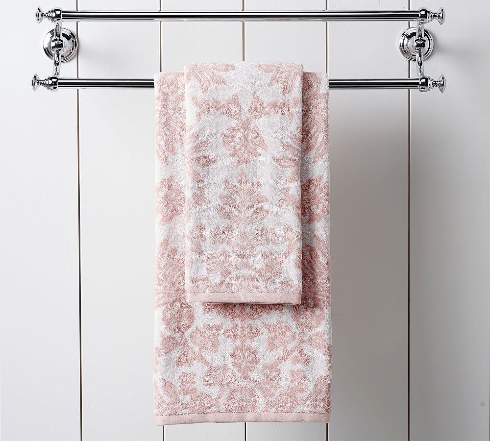 Naia Organic Jacquard Towel