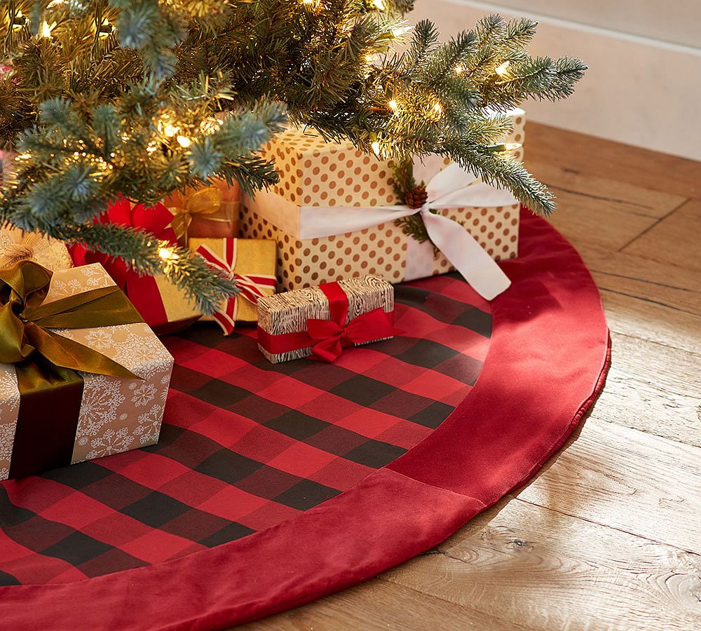 Buffalo Check Tree Skirt with Red Velvet Cuff