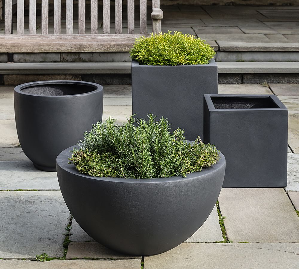 Linde Outdoor Planters Collection