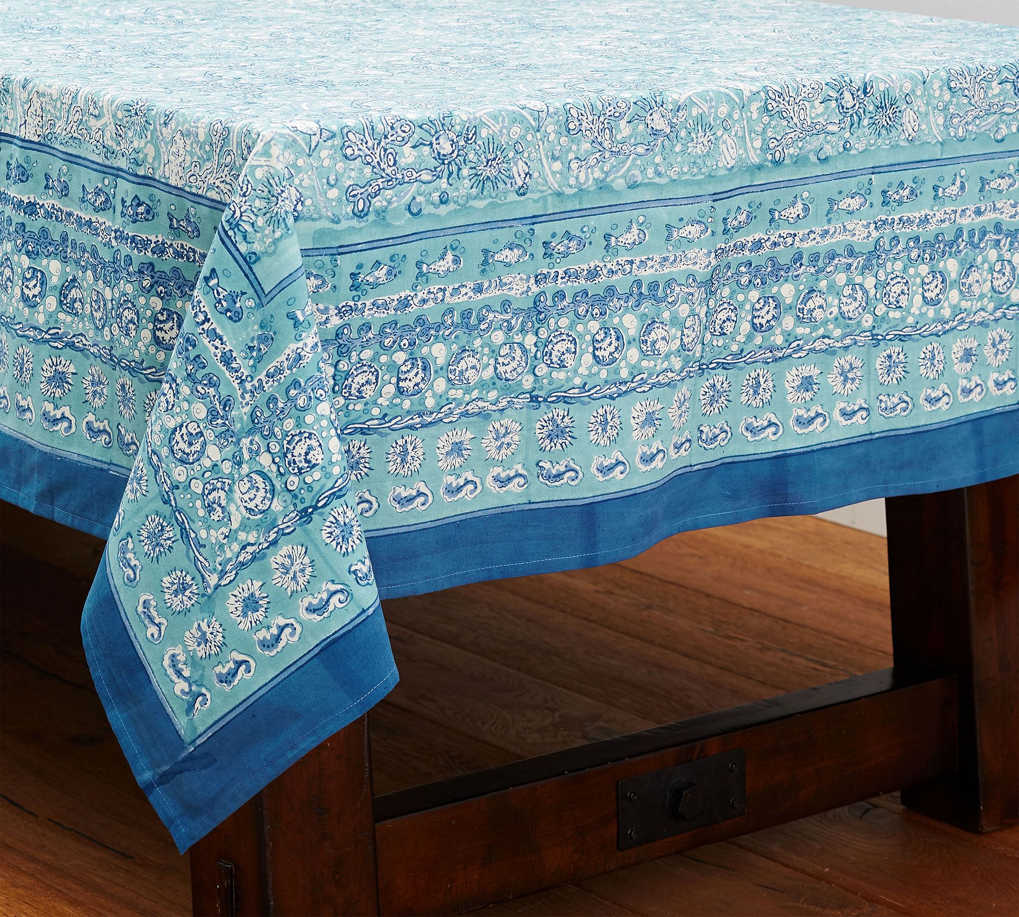 La Mer Block Print Cotton Tablecloth