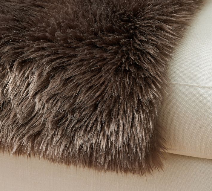 Luxe Faux Fur Throw